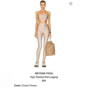 NWT beyond yoga leggings xs